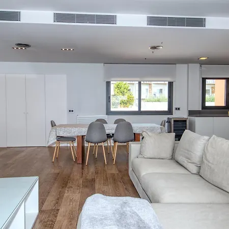 Apartment Duplex En El Centro De Calella *