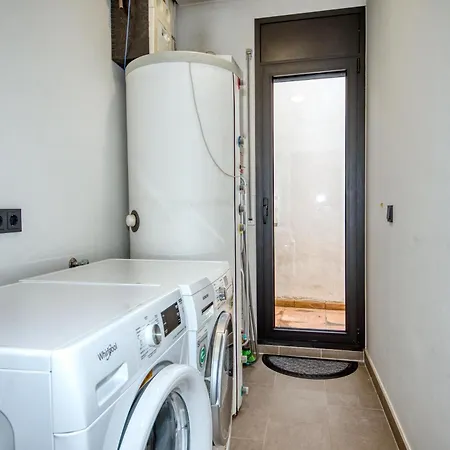 Duplex En El Centro De Calella Apartmán *