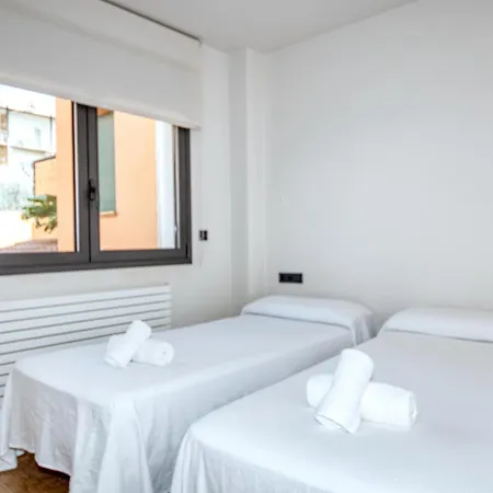Duplex En El Centro De Calella Apartmán *
